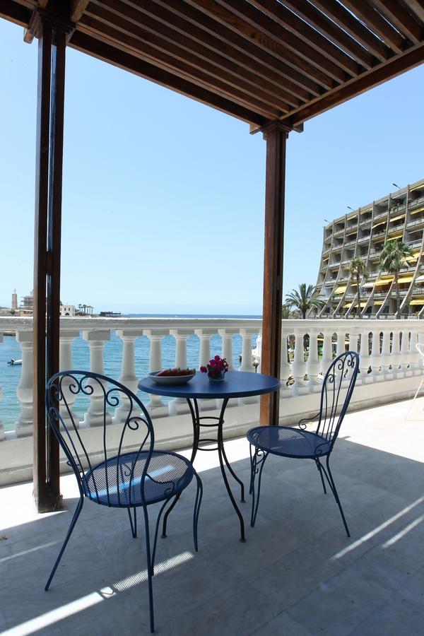 Hotel Beit El Bahr Ţabarjā Exterior foto