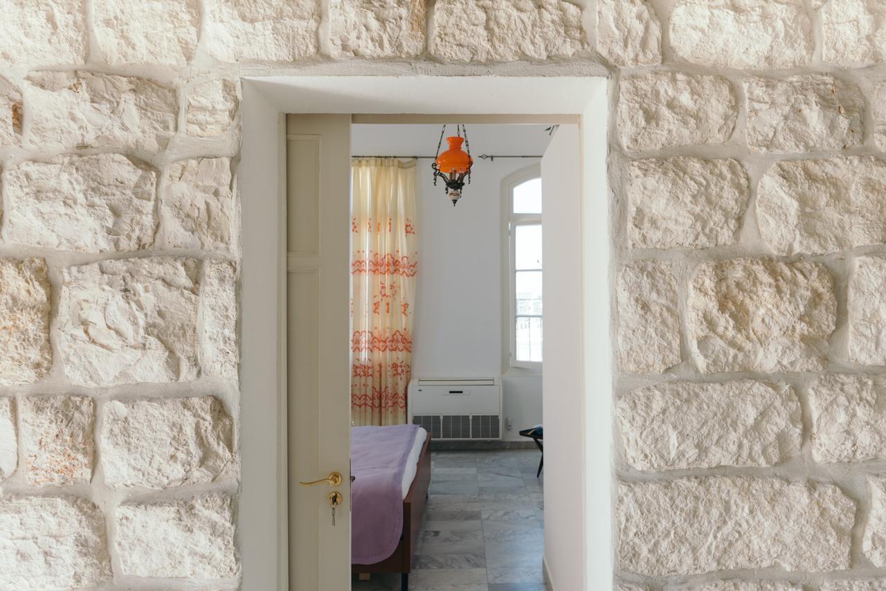 Hotel Beit El Bahr Ţabarjā Exterior foto